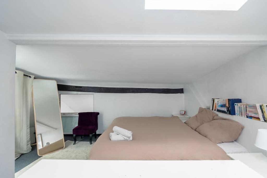 Ferienwohnung Joli Duplex Au Coeur Du Marais Paris Exterior foto