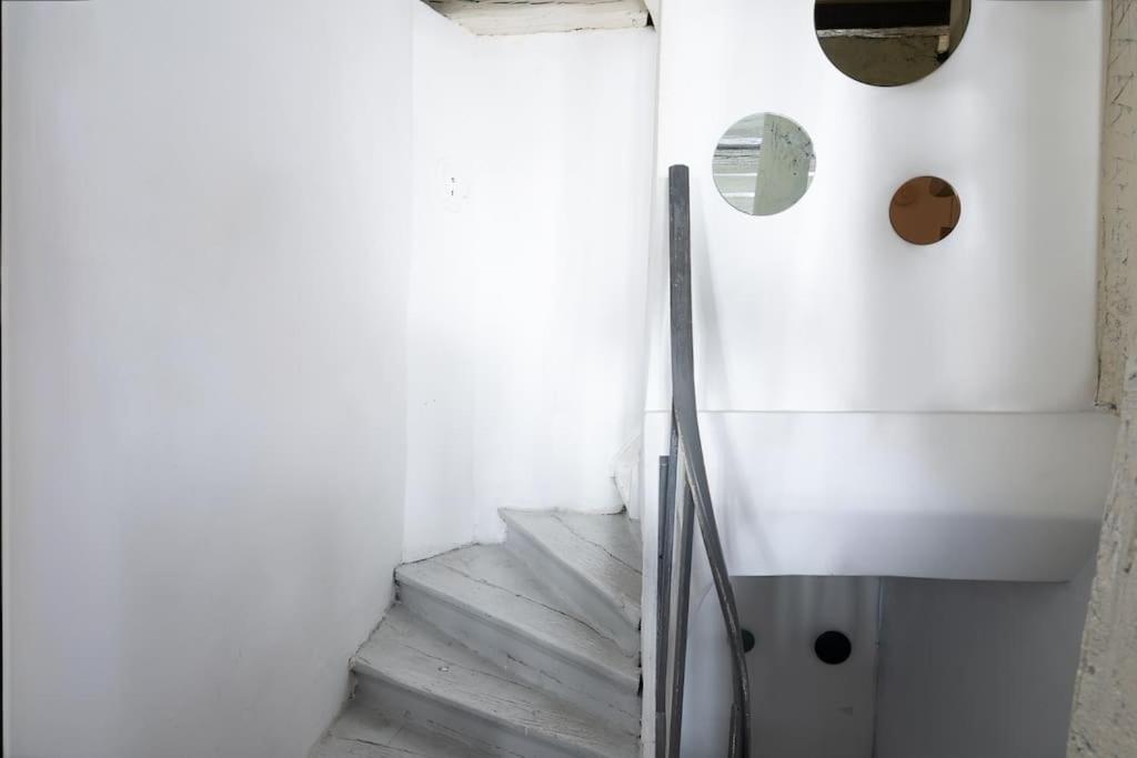 Ferienwohnung Joli Duplex Au Coeur Du Marais Paris Exterior foto